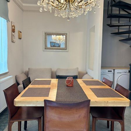 Appartement Avrora House Free Parking In Old Town à Ljubljana Extérieur photo
